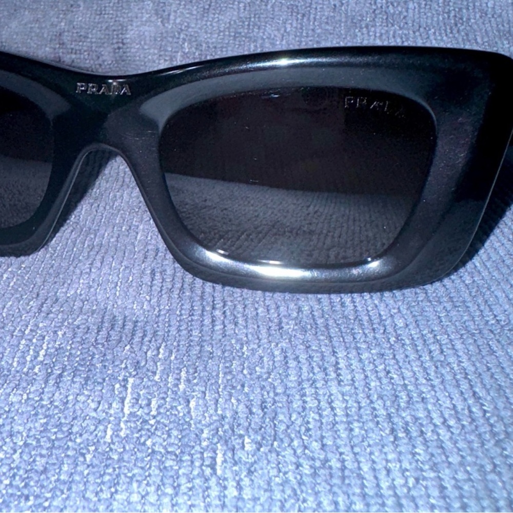 Prada Black Rectangular Cat-Eye Sunglasses for Women - Picture 9 of 10